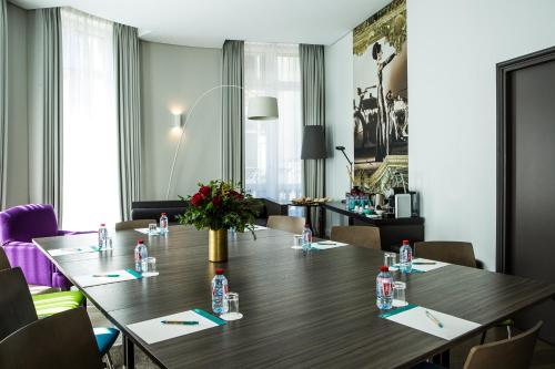 hotel indigo paris opera by ihg