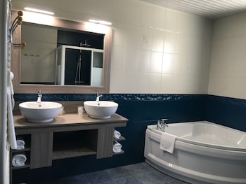 hotel les 13 assiettes