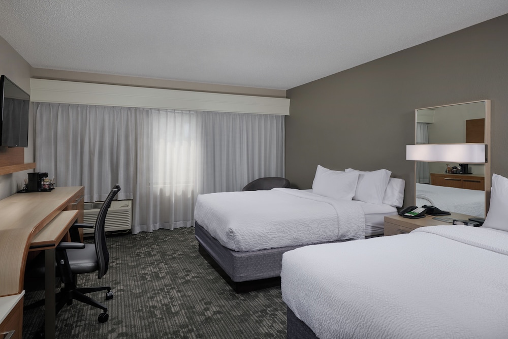 courtyard by marriott harrisonburg