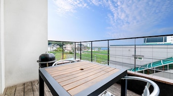 gangneung olraeendaol spa pension