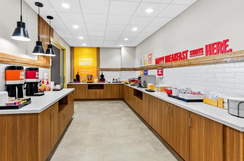 hampton inn daleville