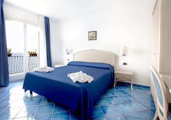 hotel villa pandora