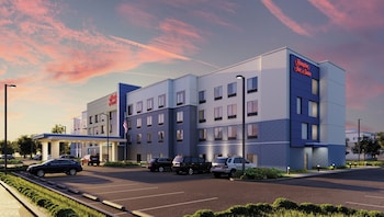 hampton inn and suites by hilton long island farmingdale