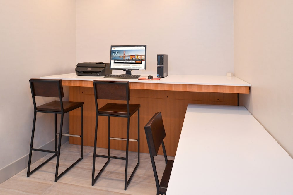 holiday inn express and suites austin nw lakeline by ihg