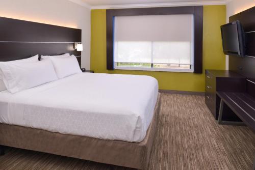 holiday inn express and suites austin nw lakeline by ihg