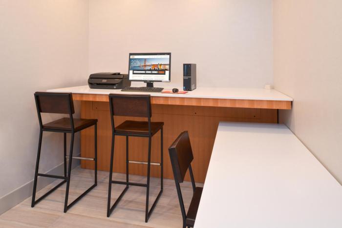 holiday inn express and suites austin nw lakeline by ihg