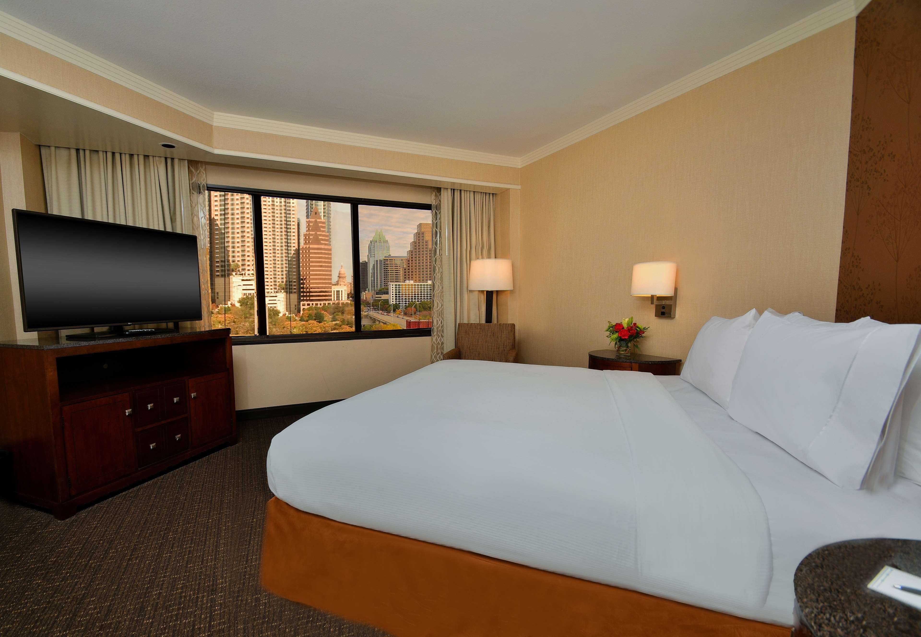 embassy suites by hilton austin downtown south congress
