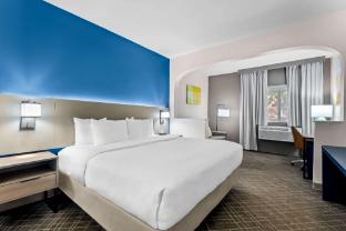 comfort suites denver north westminster