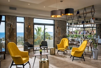 happy cretan suites