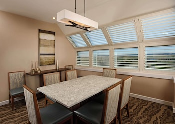 the inverness denver a hilton golf and spa resort