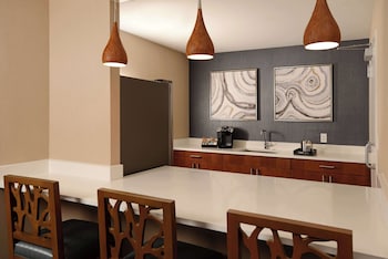 the inverness denver a hilton golf and spa resort