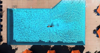 the inverness denver a hilton golf and spa resort