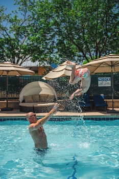 the inverness denver a hilton golf and spa resort