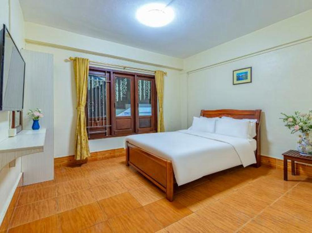 lily hotel vientiane