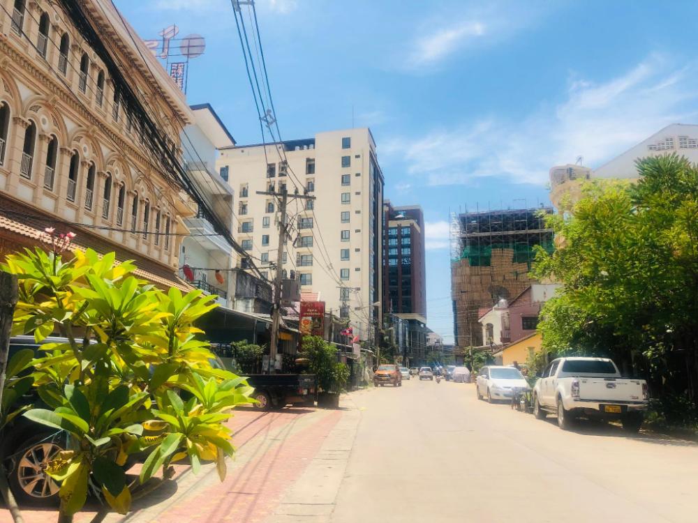 lily hotel vientiane