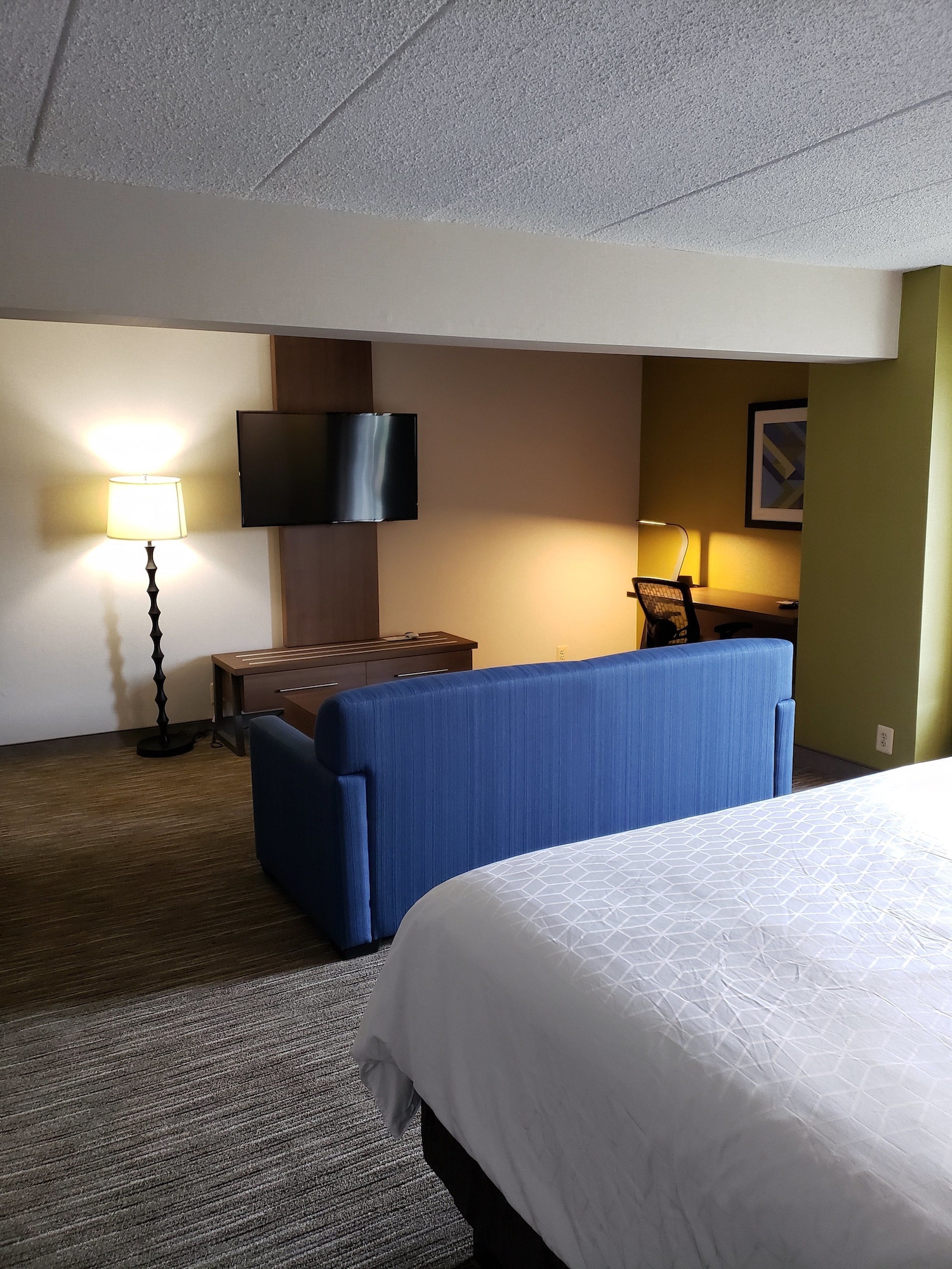 holiday inn express edgewood aberdeen bel air by ihg