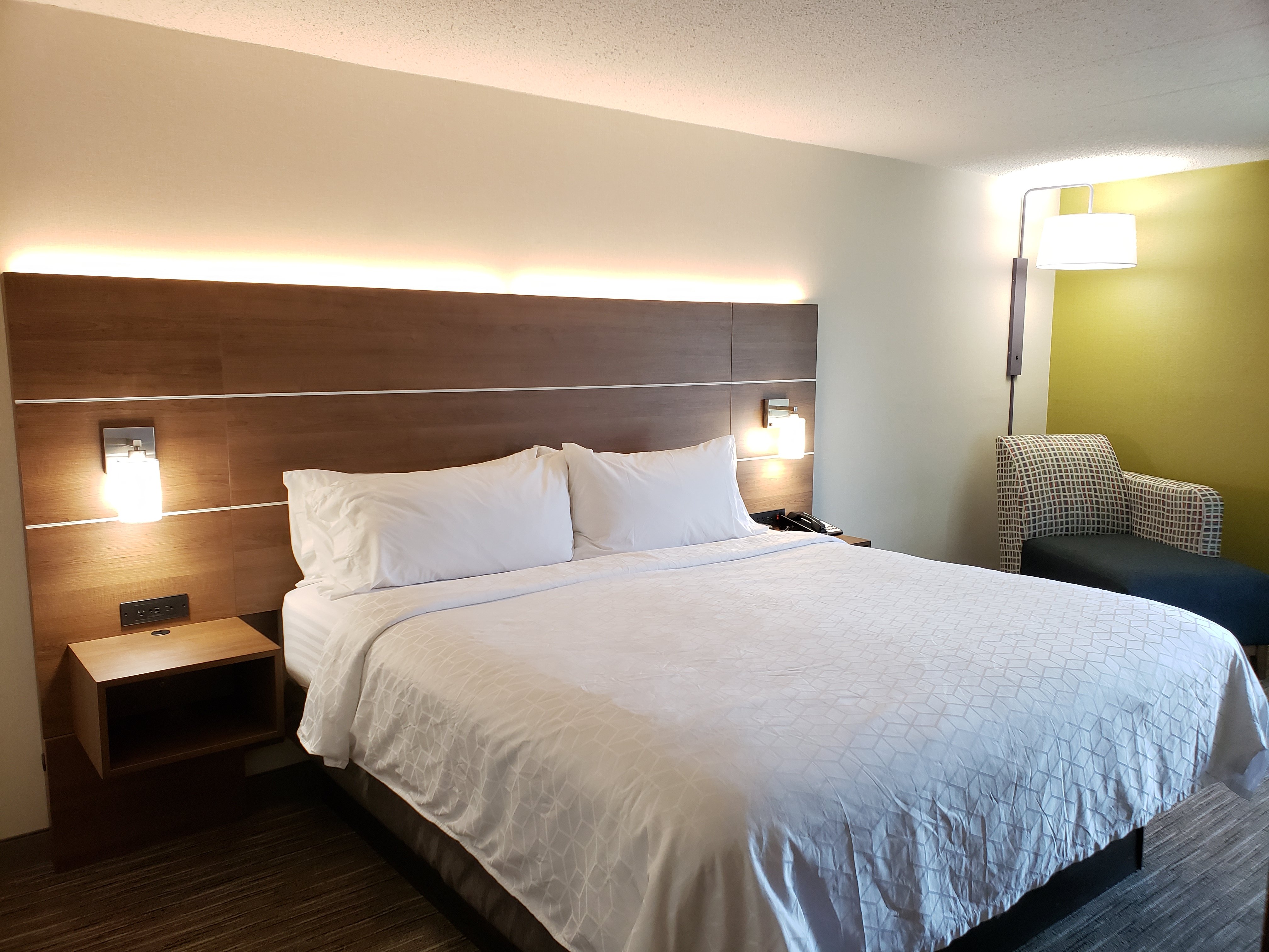 holiday inn express edgewood aberdeen bel air by ihg