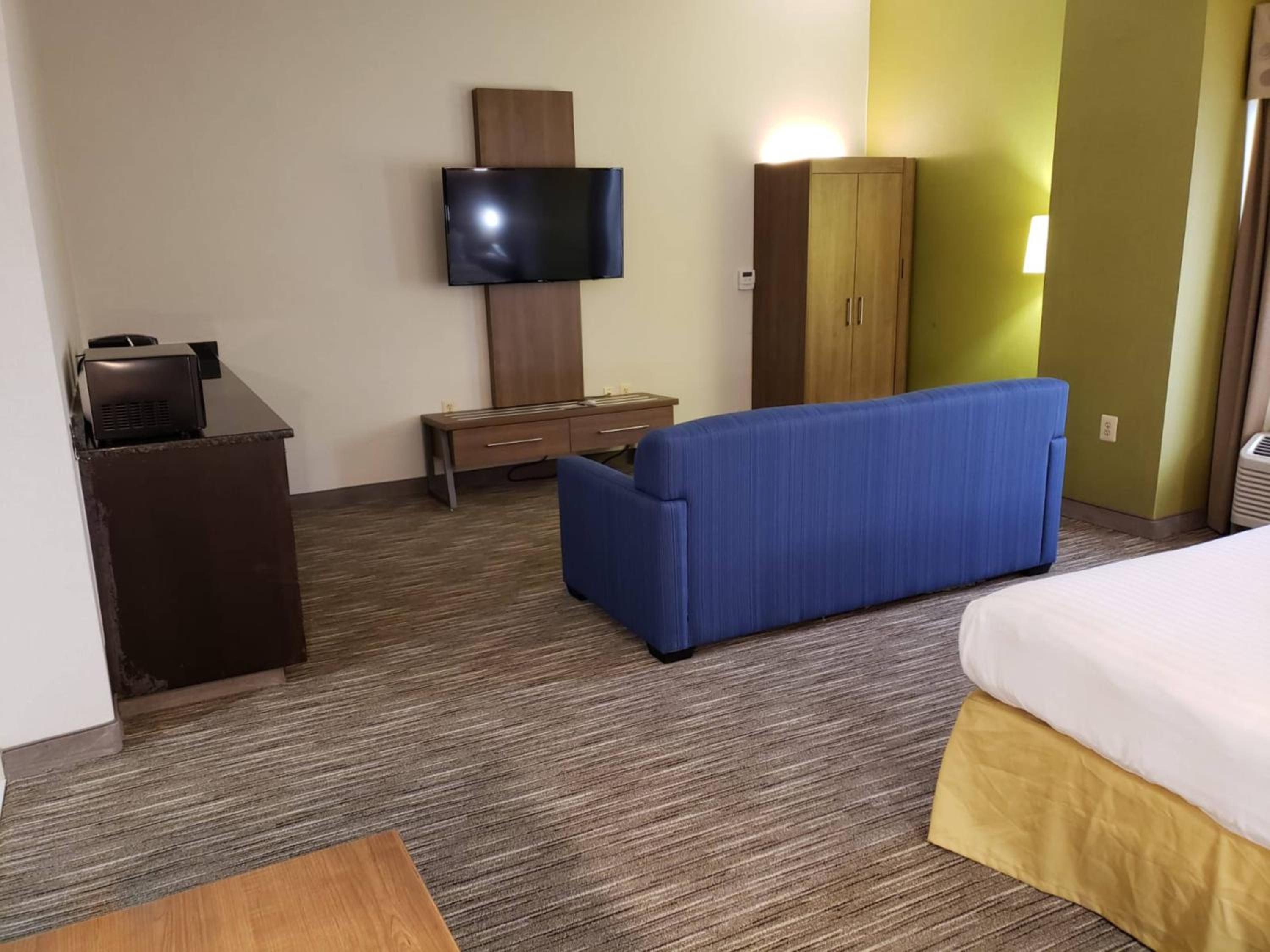 holiday inn express edgewood aberdeen bel air by ihg