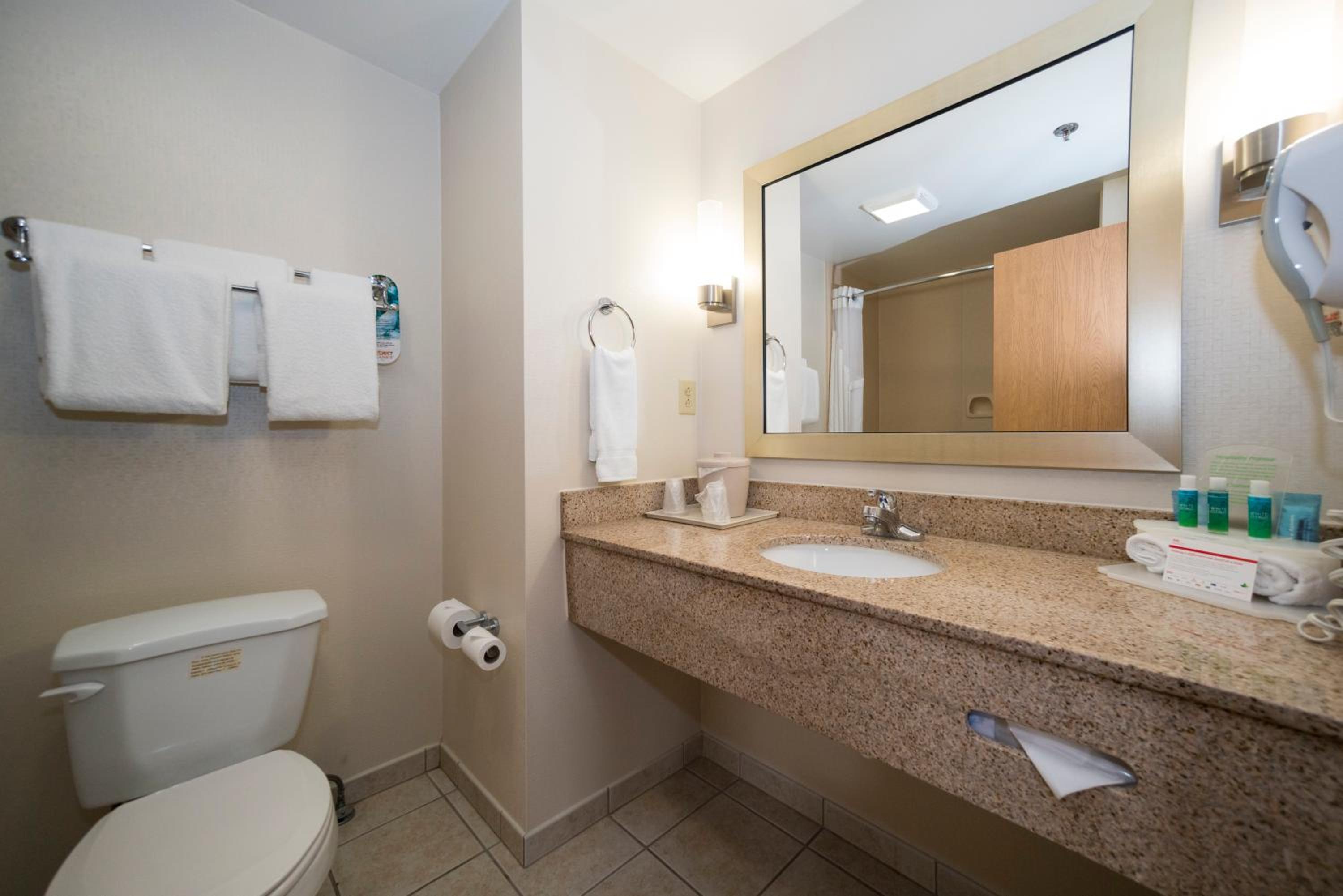 holiday inn express and suites vicksburg by ihg