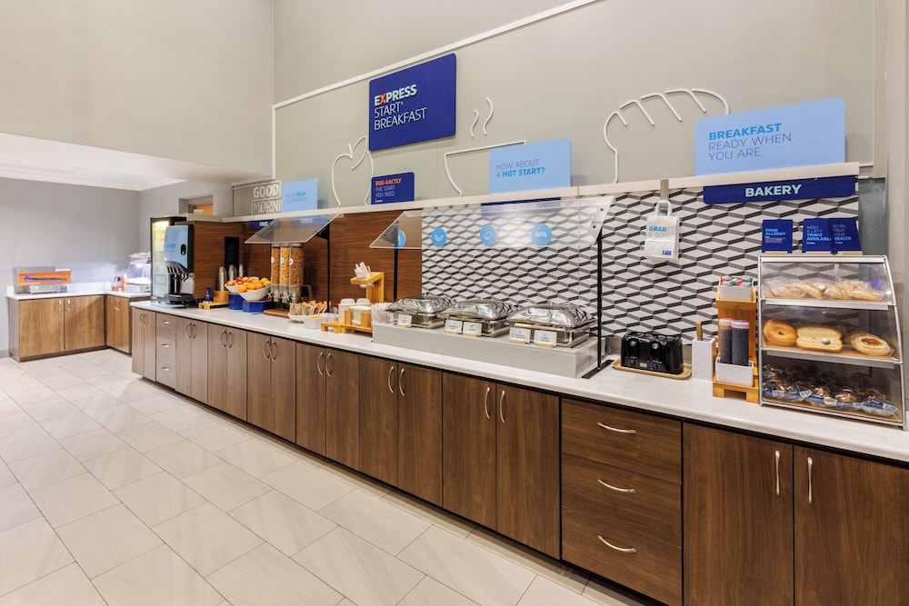 holiday inn express and suites vicksburg by ihg