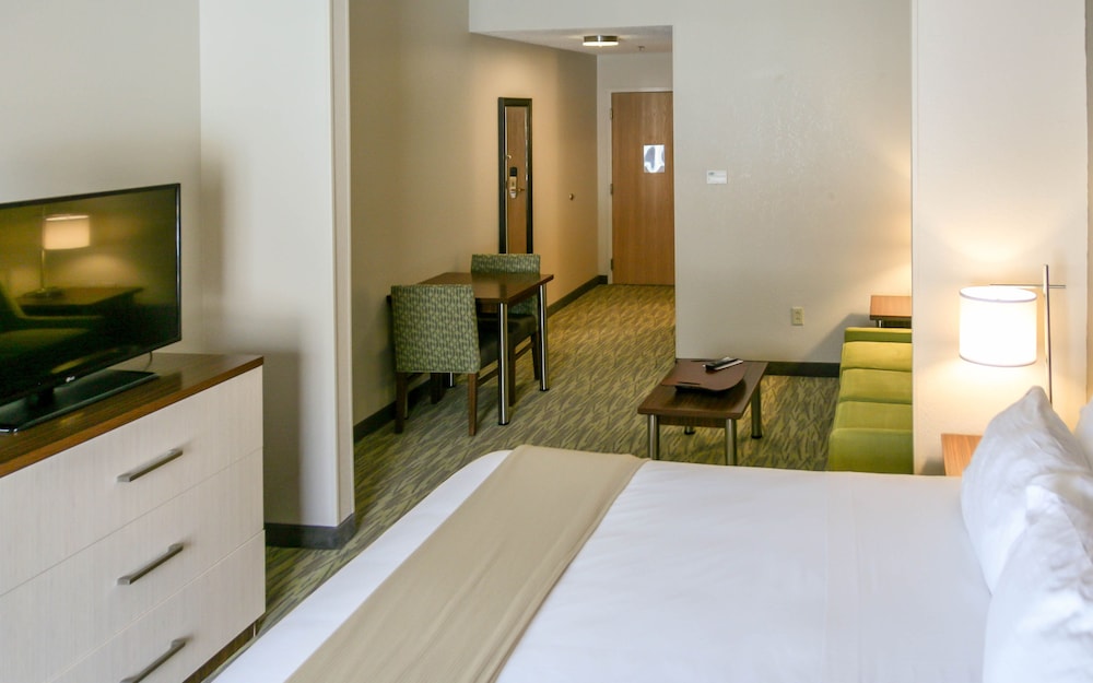 holiday inn express and suites vicksburg by ihg