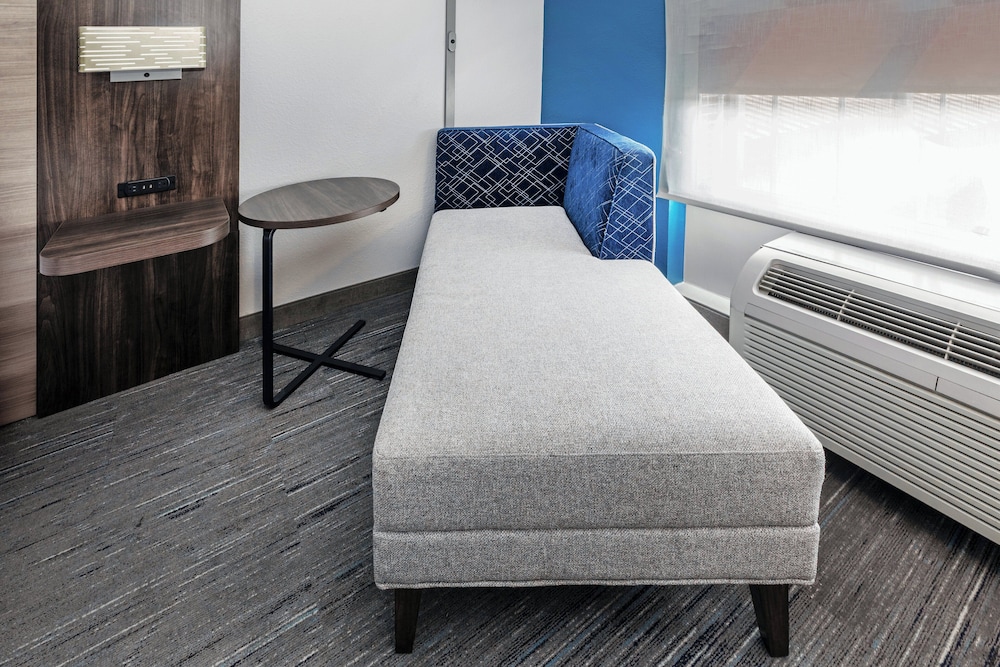 holiday inn express and suites vicksburg by ihg
