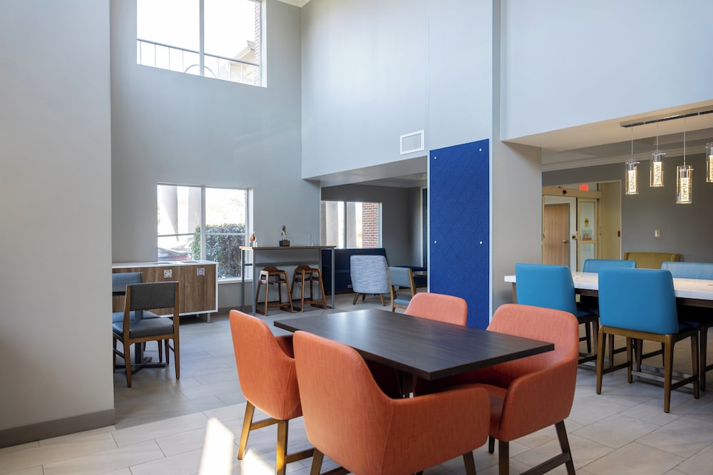 holiday inn express and suites vicksburg by ihg