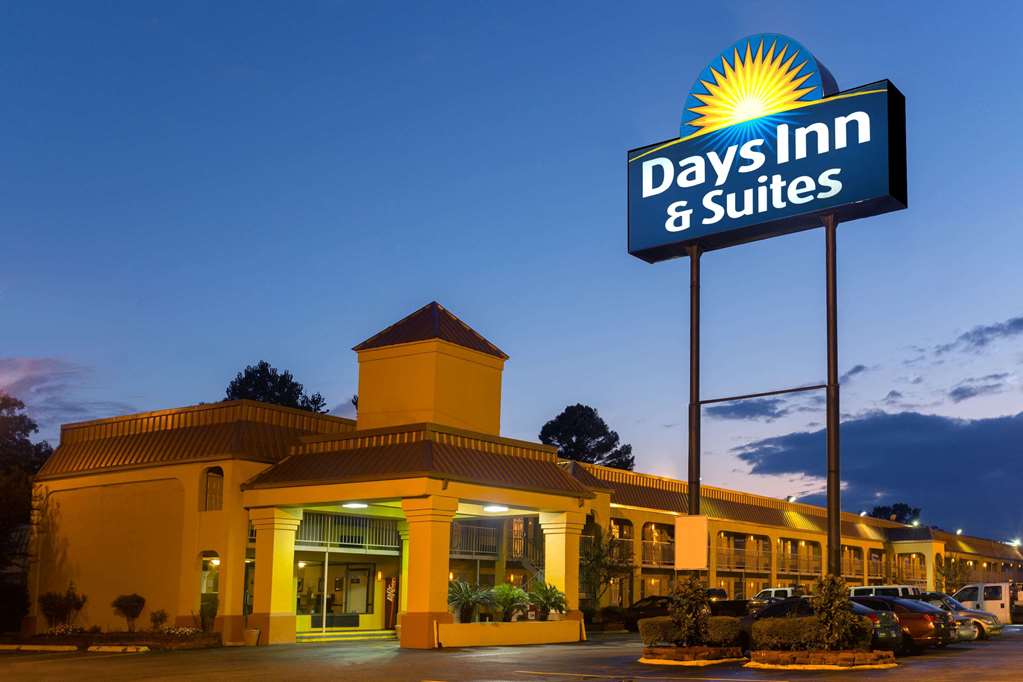 days inn and suites by wyndham vicksburg