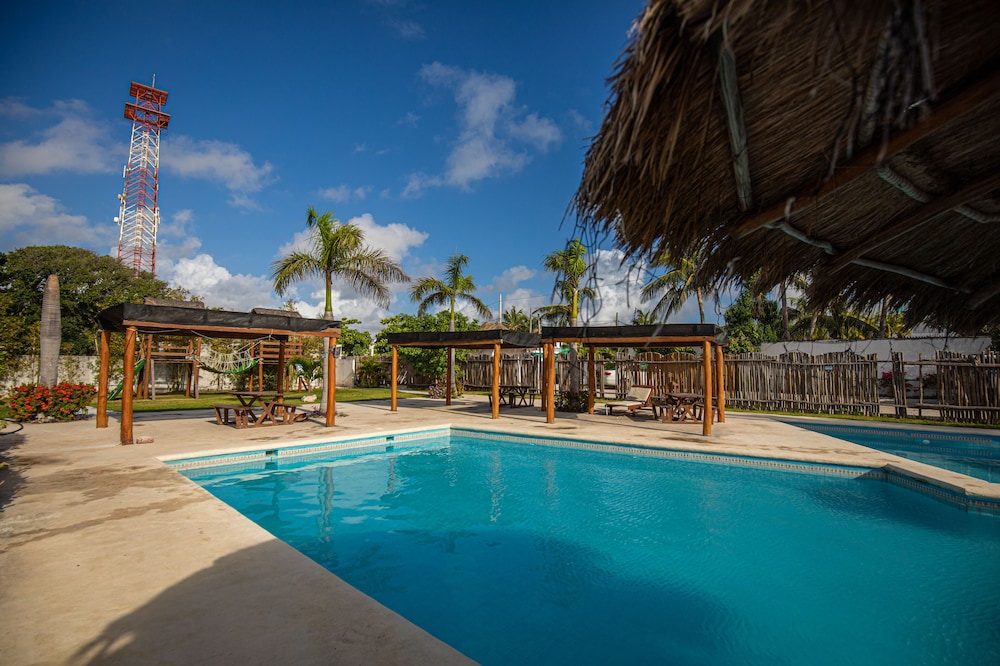 hotel and beach club ojo de agua