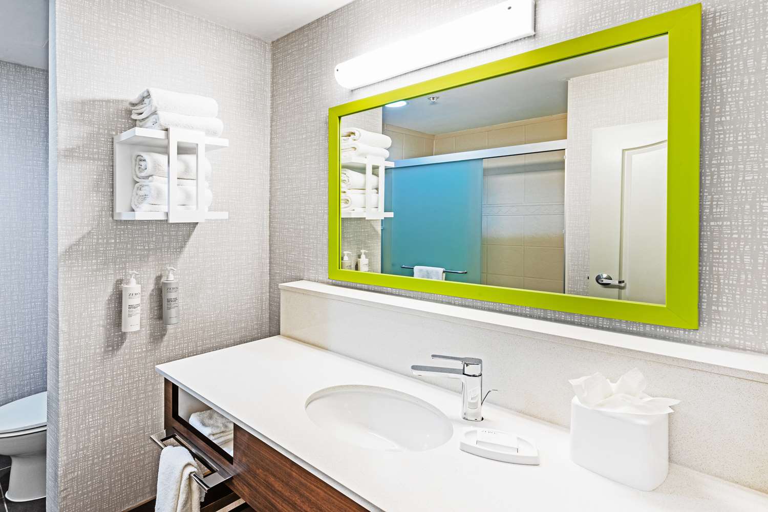 hampton inn and suites houston heights i 10