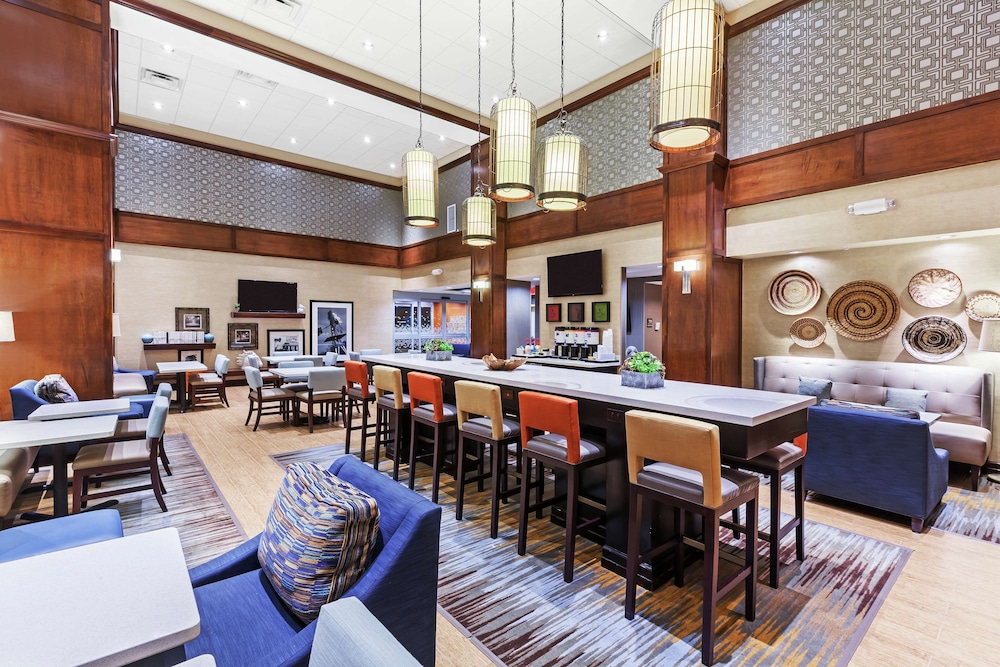 hampton inn and suites houston heights i 10