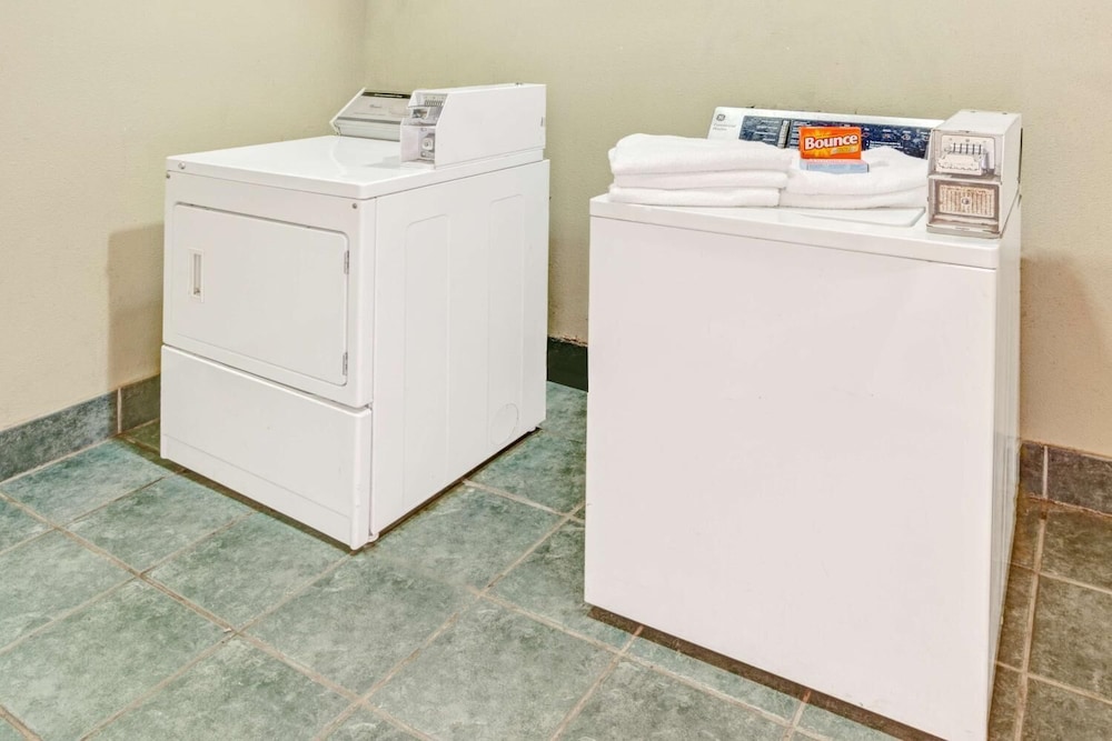 americas best value inn and suites la porte houston