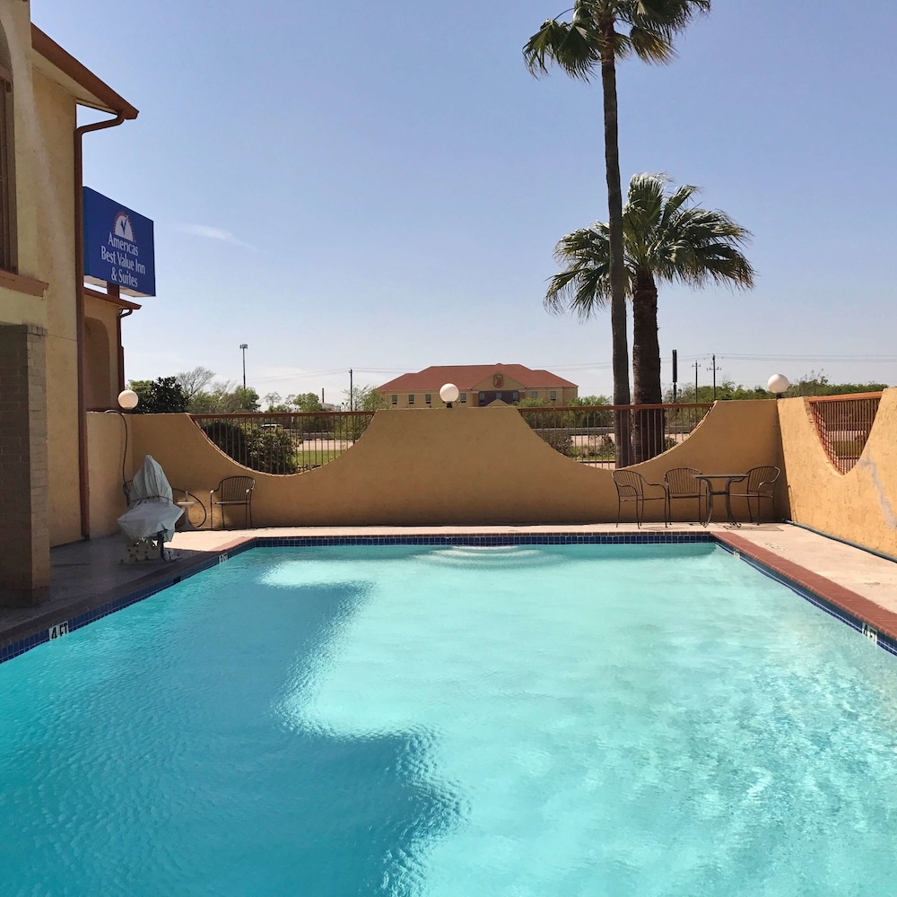 americas best value inn and suites la porte houston