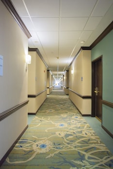 holiday inn and suites spring the woodlands area by ihg