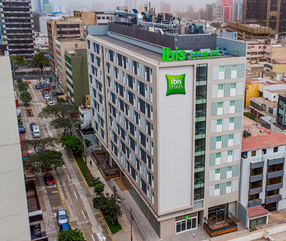 ibis styles lima san isidro