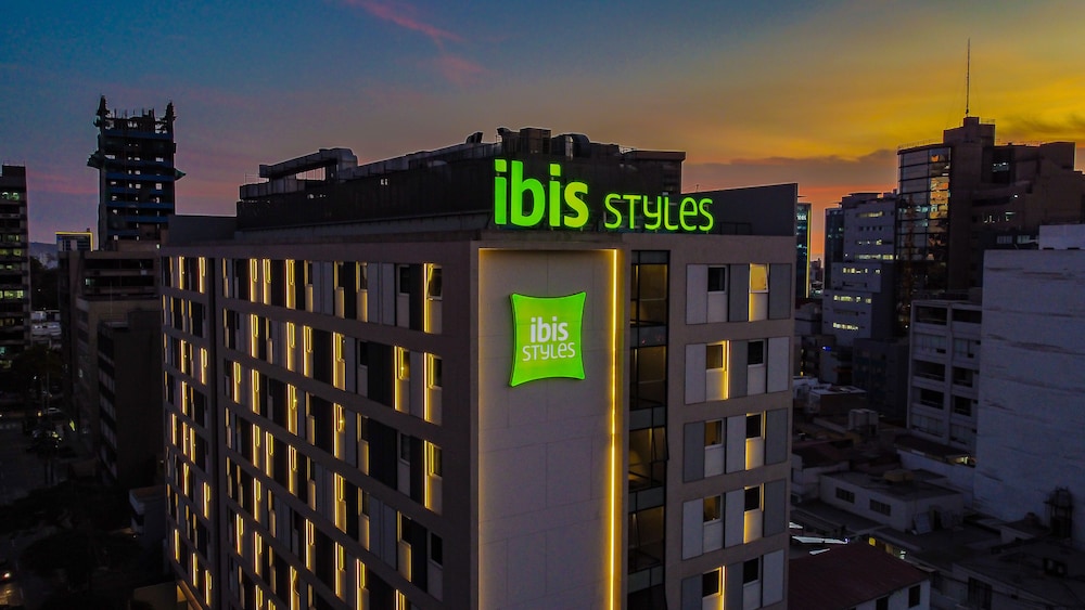 ibis styles lima san isidro