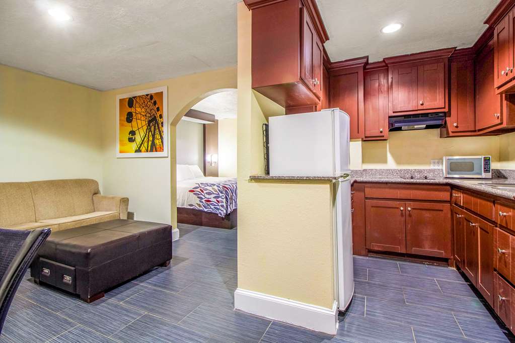 rodeway inn and suites houston near medical center