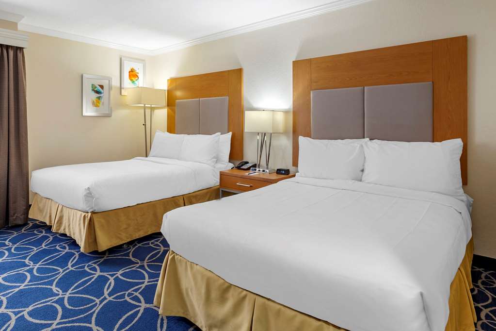 comfort inn and suites houston i 10 west energy corridor