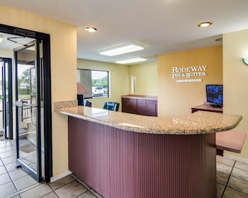 rodeway inn and suites highway 290 northwest