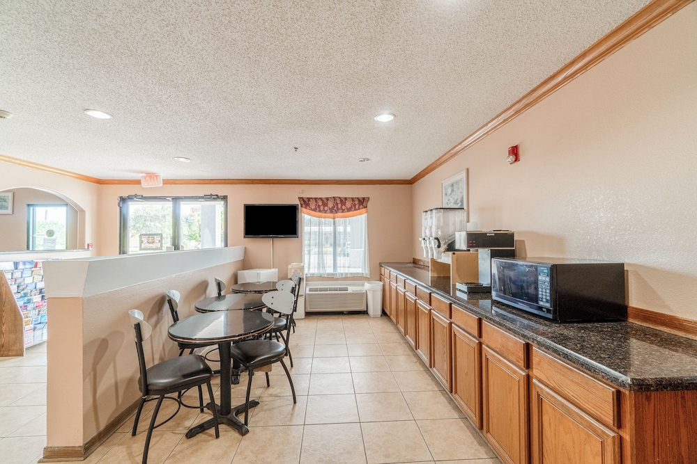 capital o fairway inn baytown la porte tx