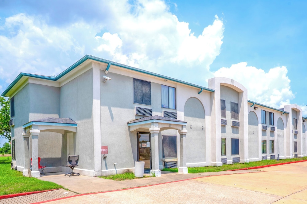 capital o fairway inn baytown la porte tx