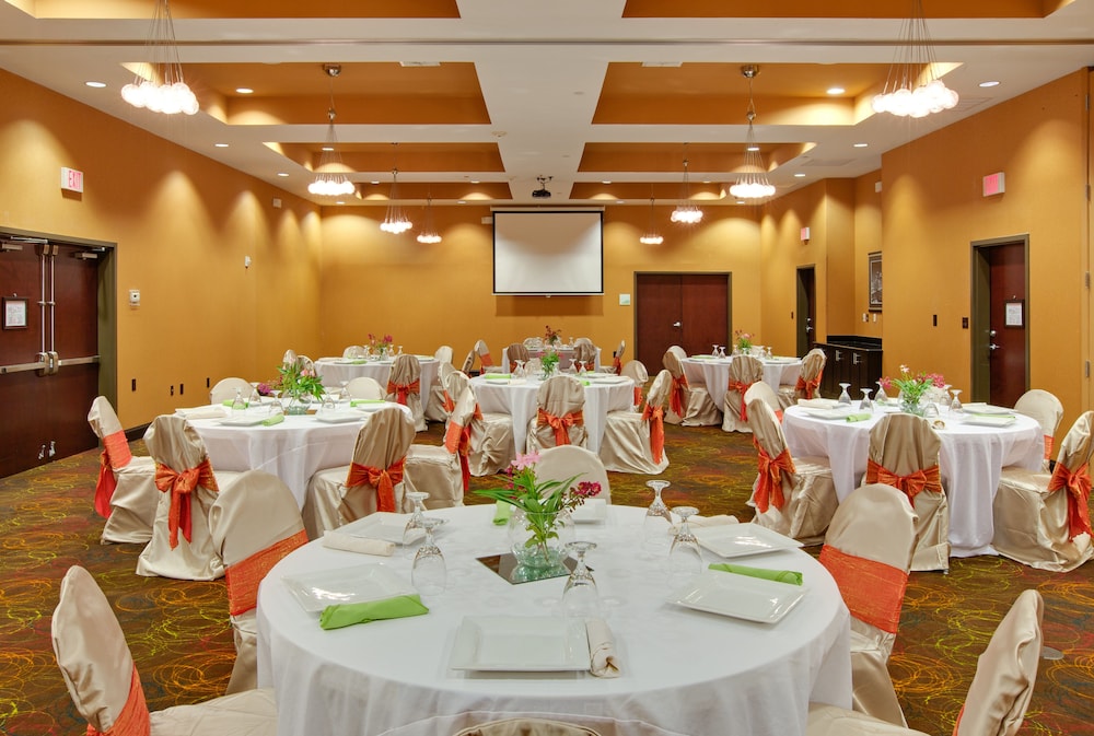 holiday inn houston east channelview by ihg