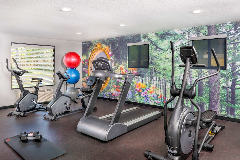 best western plus raffles inn and suites