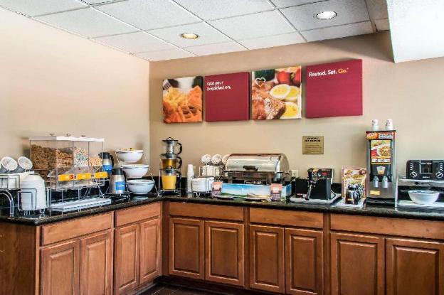 comfort suites i 35 north