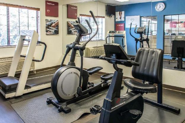 comfort suites i 35 north