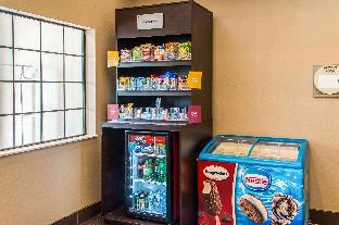 comfort suites i 35 north