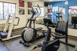 comfort suites i 35 north