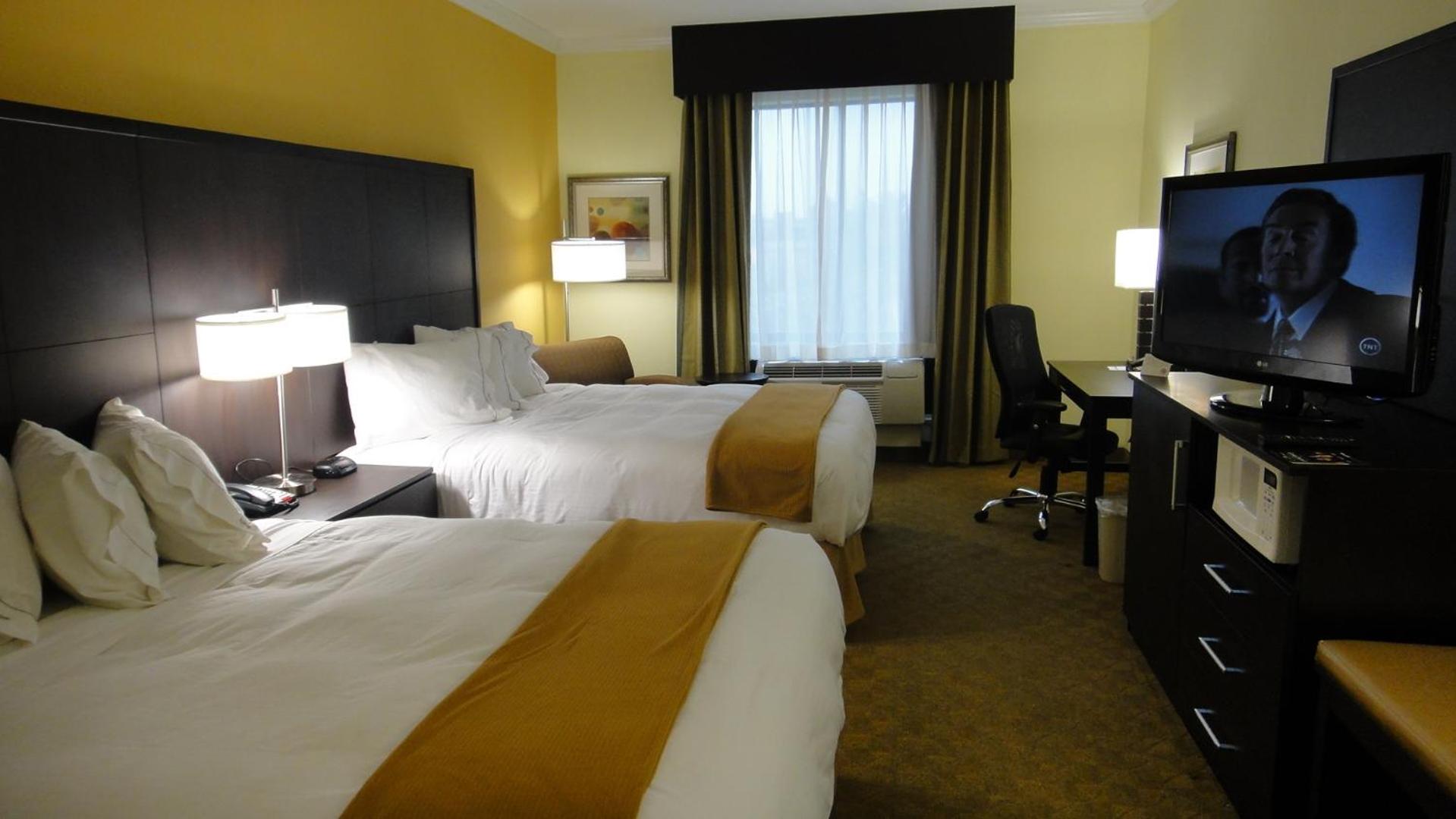 holiday inn express and suites houston north intercontinental by ihg