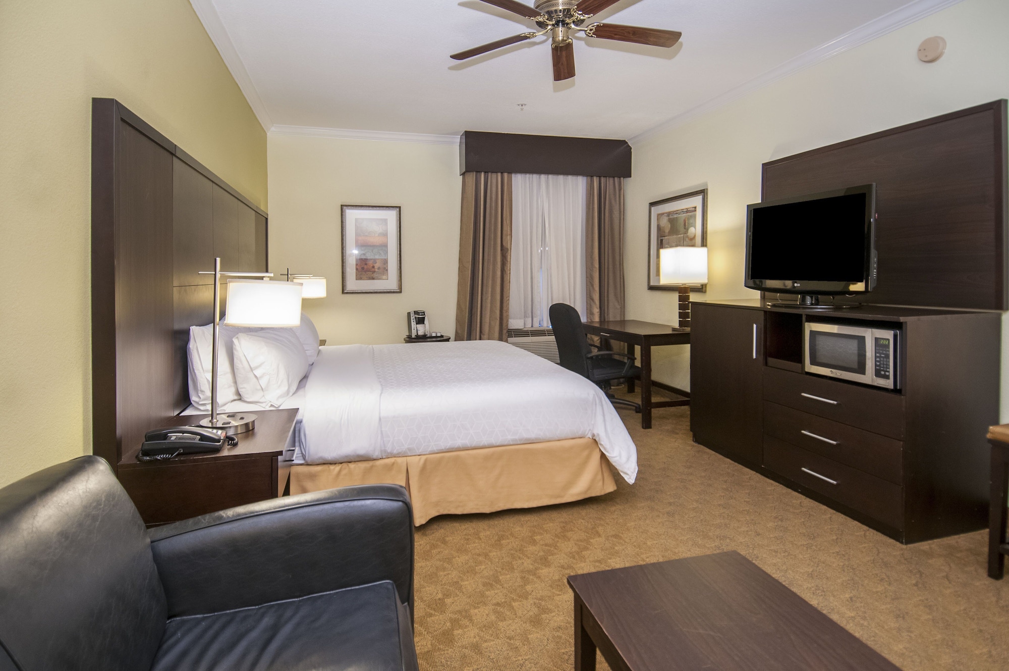 holiday inn express and suites houston north intercontinental by ihg