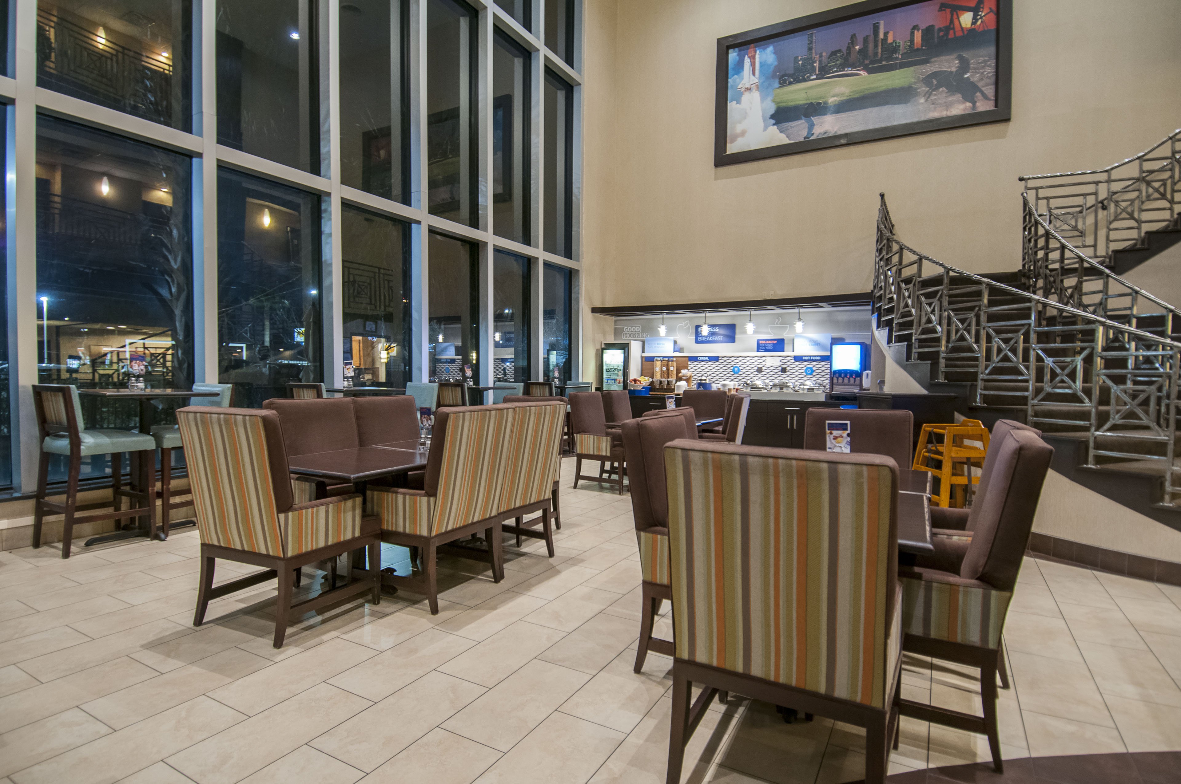 holiday inn express and suites houston north intercontinental by ihg